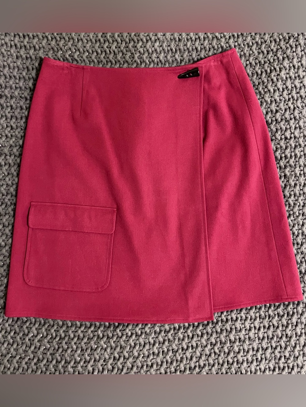 TALBOTS Burnt Red Wrap-Front Skirt w/ Horn Toggle Closure, Women Size 8P